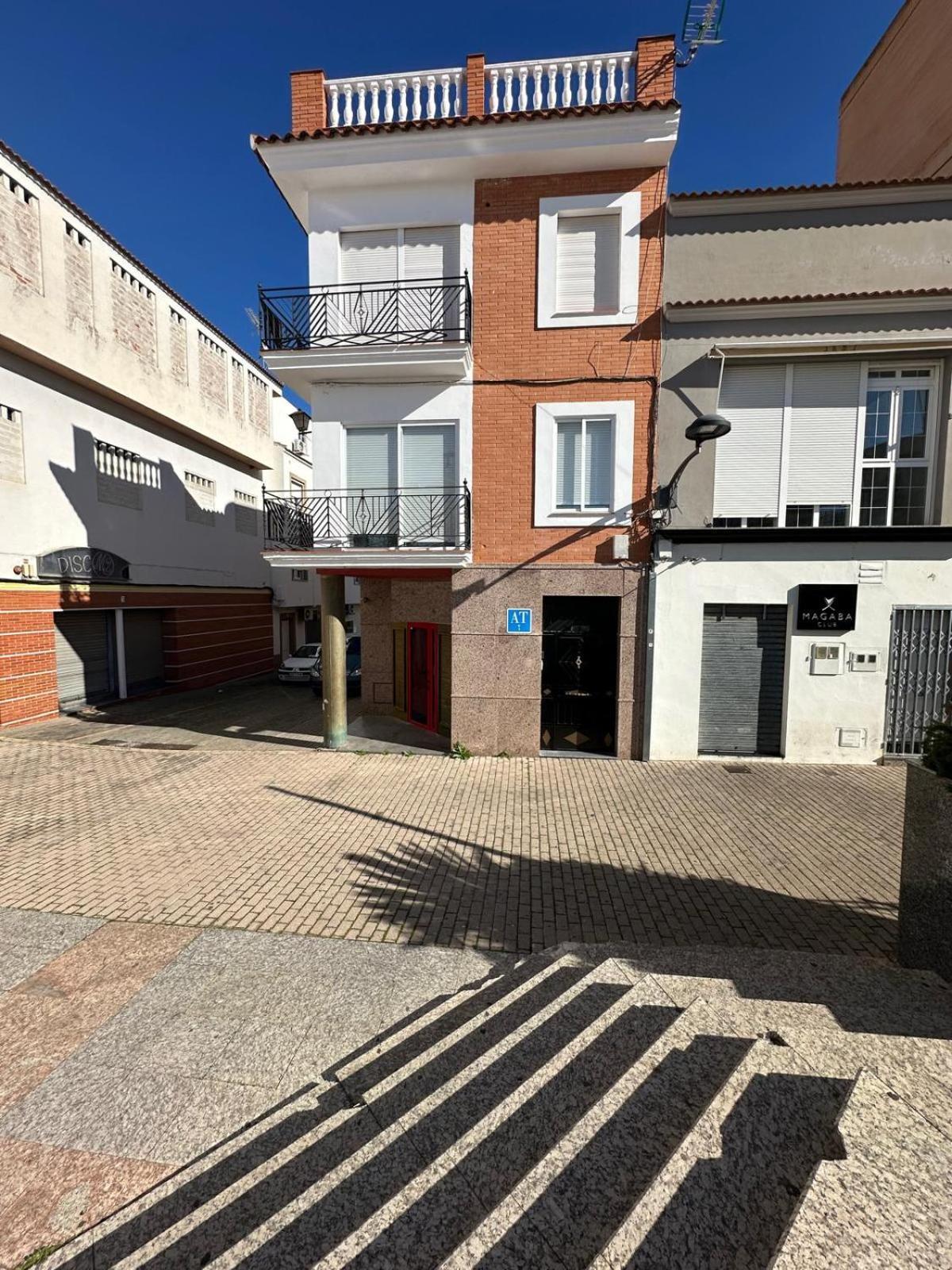 A.T. La Plaza Apartamento Calamonte Exterior foto