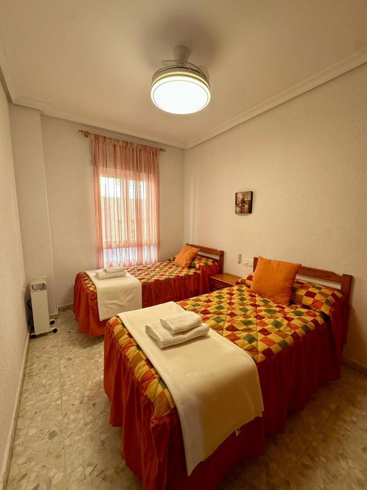 A.T. La Plaza Apartamento Calamonte Exterior foto